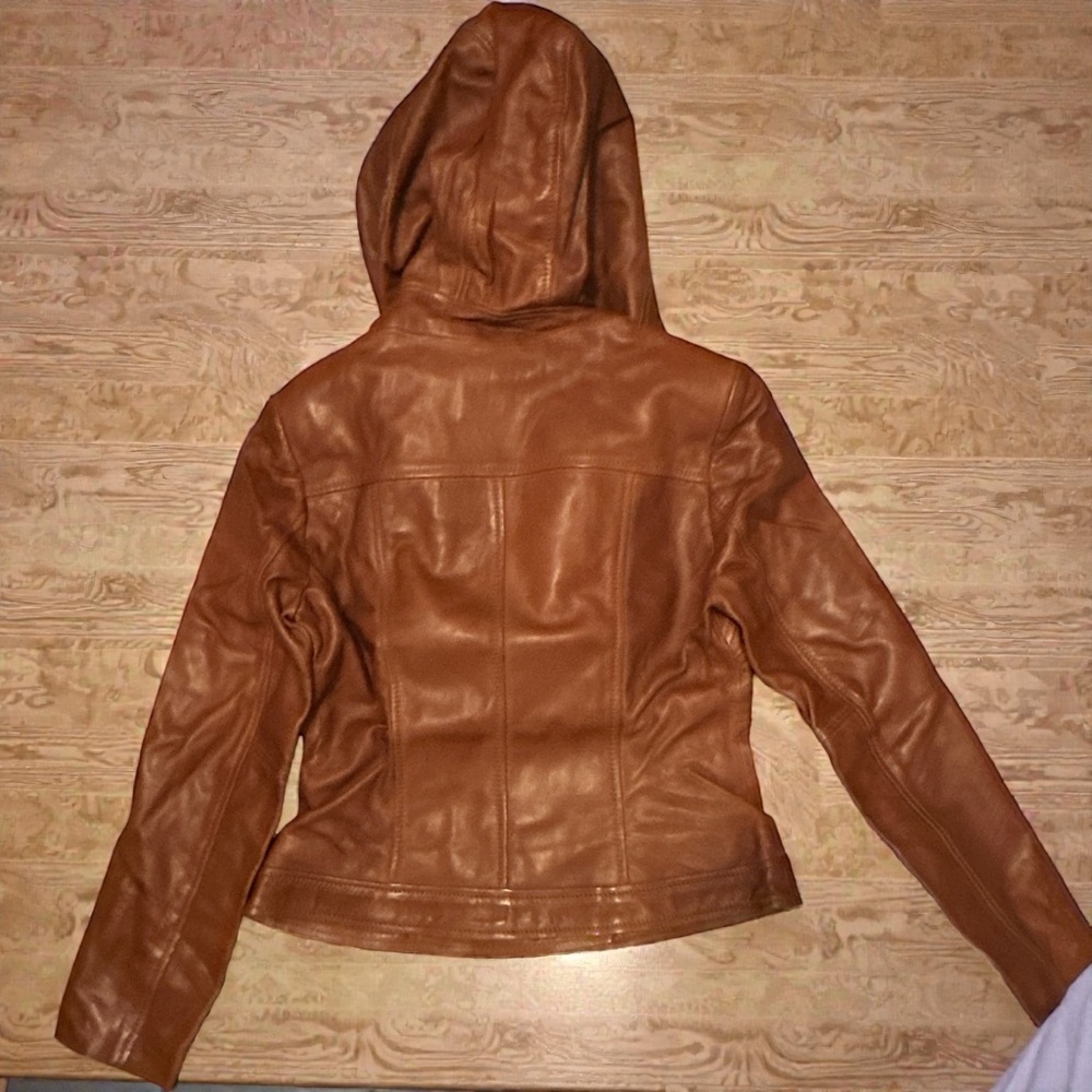 Women's Classic Brown Hooded Leather Jacket - Picture 2 of 4